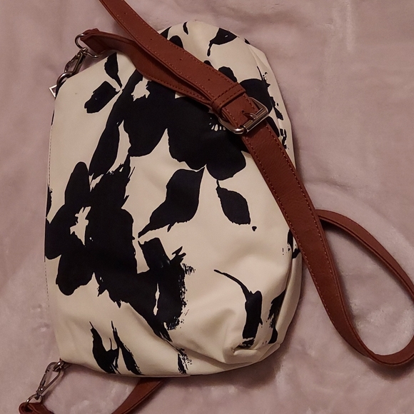 Unknown name cross bag - Picture 1 of 3